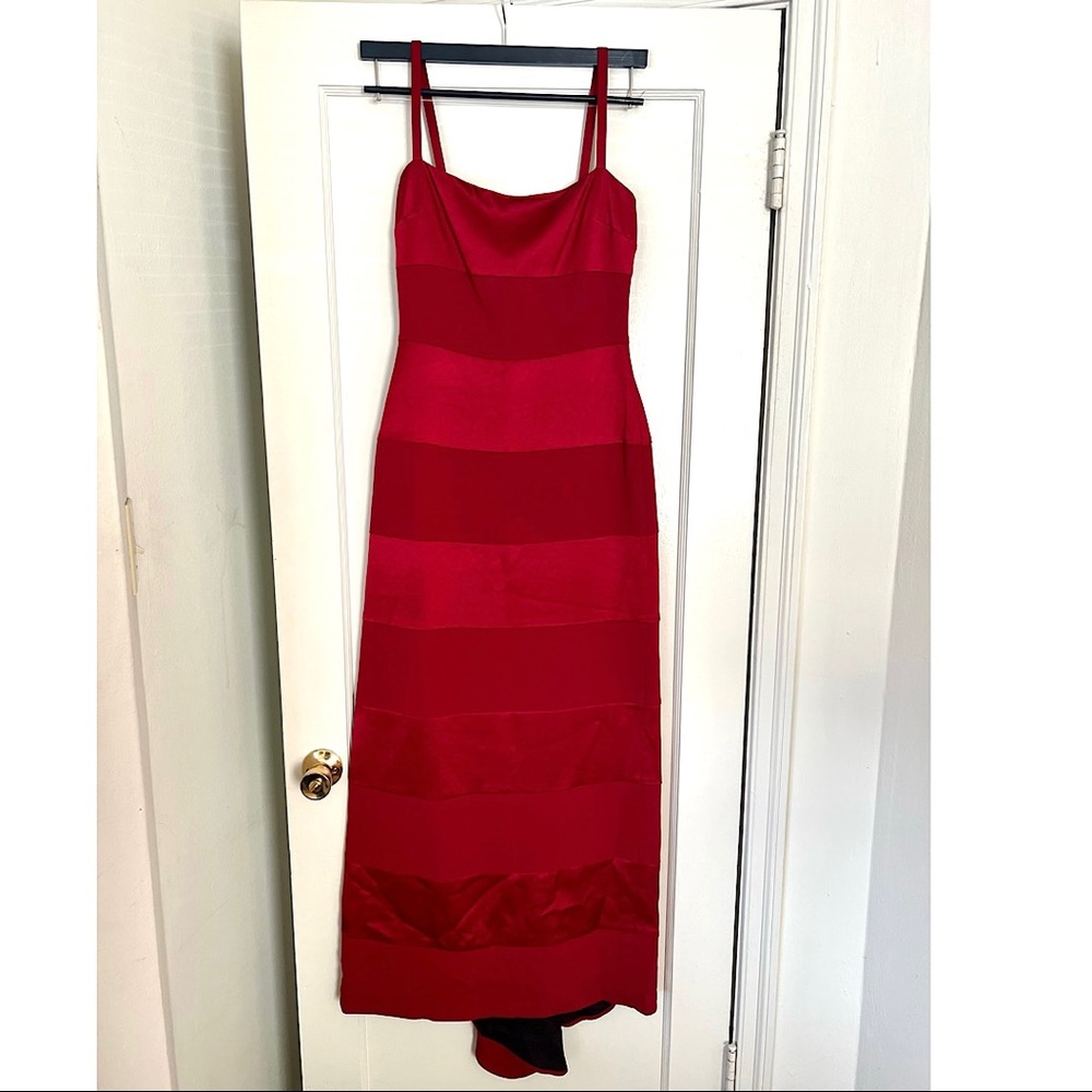 BCBG MAXAZRIA Red Striped Satin Gown with Short Train